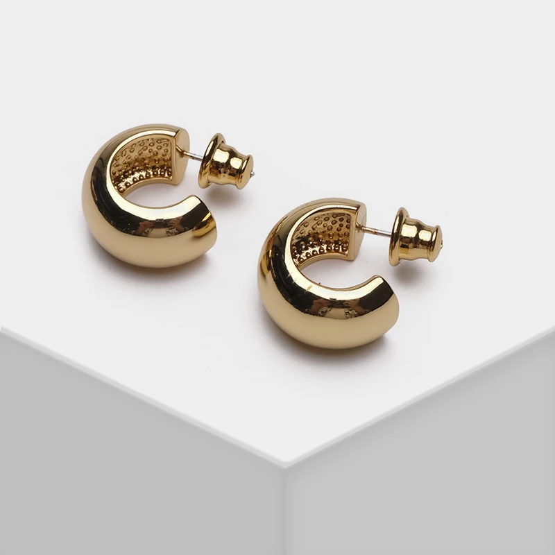 

Amorita boutique Simple half - round stud earrings
