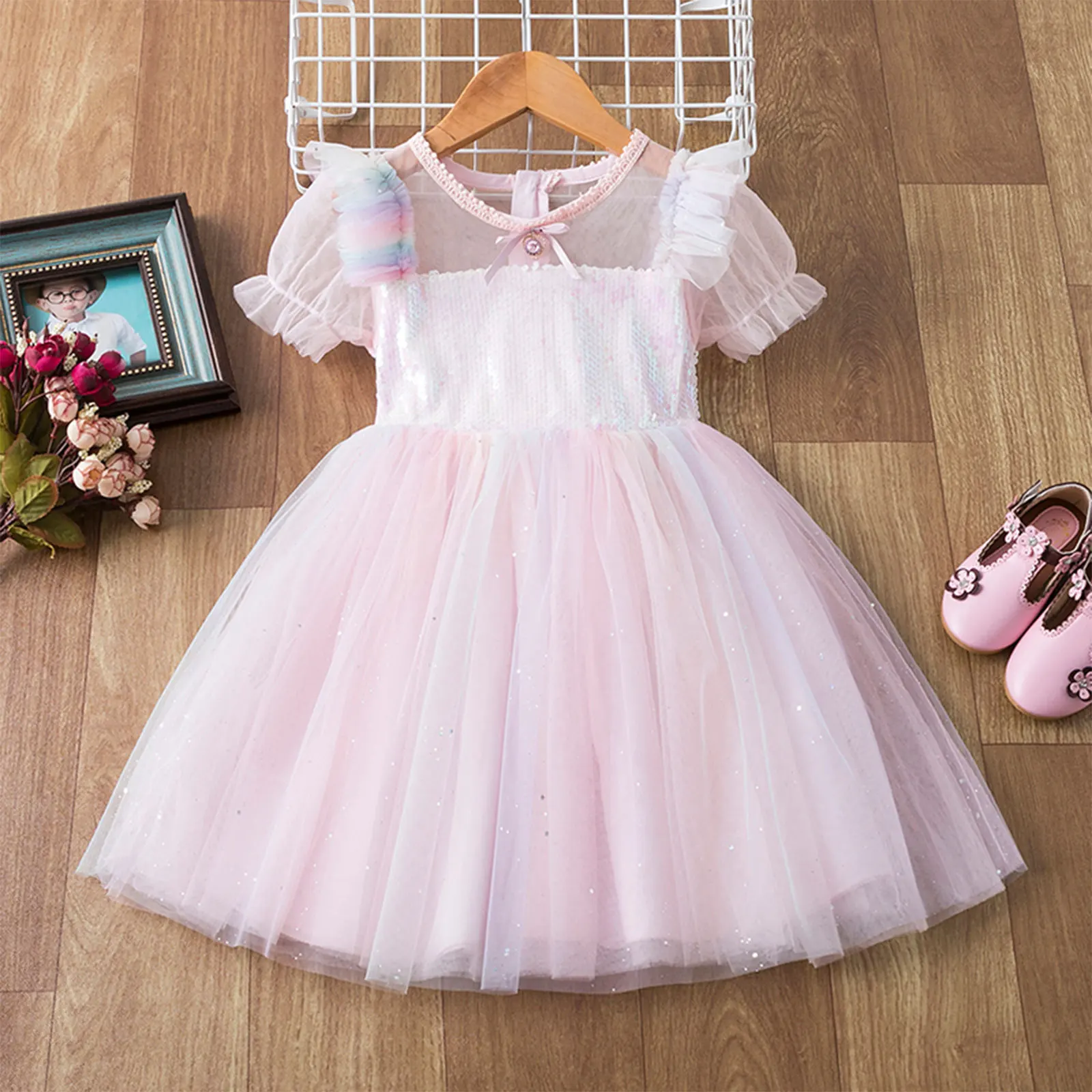 

Kids Summer Princess Dress, Sequins Gauze Splicing O-Neck Short Bubble Sleeves Skirt with Back Zipper