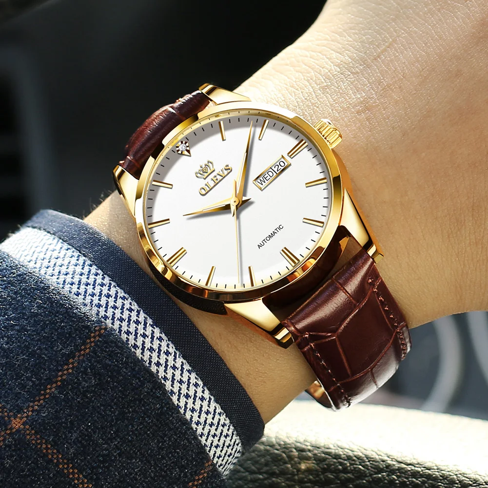

2021 Top Brand High Quality, Fashion, Simple Waterproof Mechanical Diamond Inlaid Men's Watch, Will Show Your Male Charm.