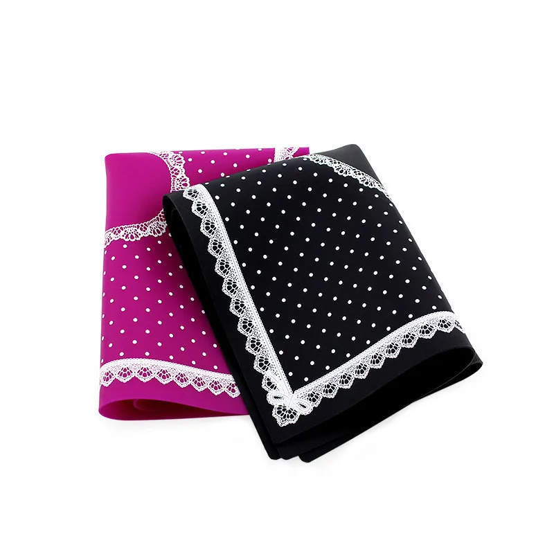 

28*21cm New Fashion Silicone Pillow Hand Holder Cushion Lace Table Washable Foldable Mat Pad Nail Art Salon Manicure Practice