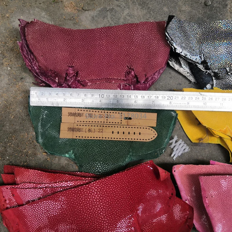 Красочные настоящие волнистые натуральные кусочки кожи рыбок Манта Рей для DIY