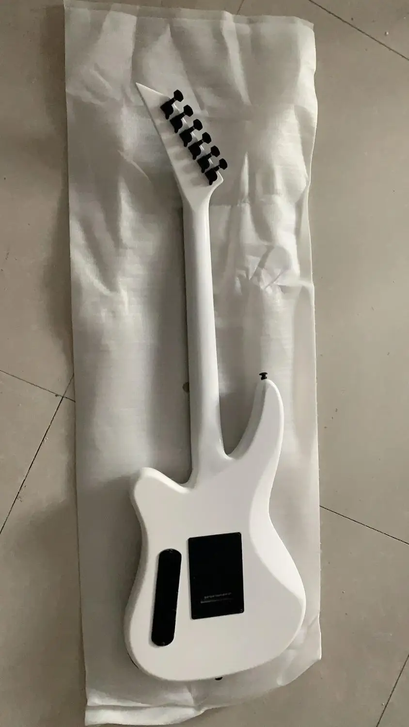 Оптовая продажа электрическая гитара модели Джексон цельнокроеная горловина