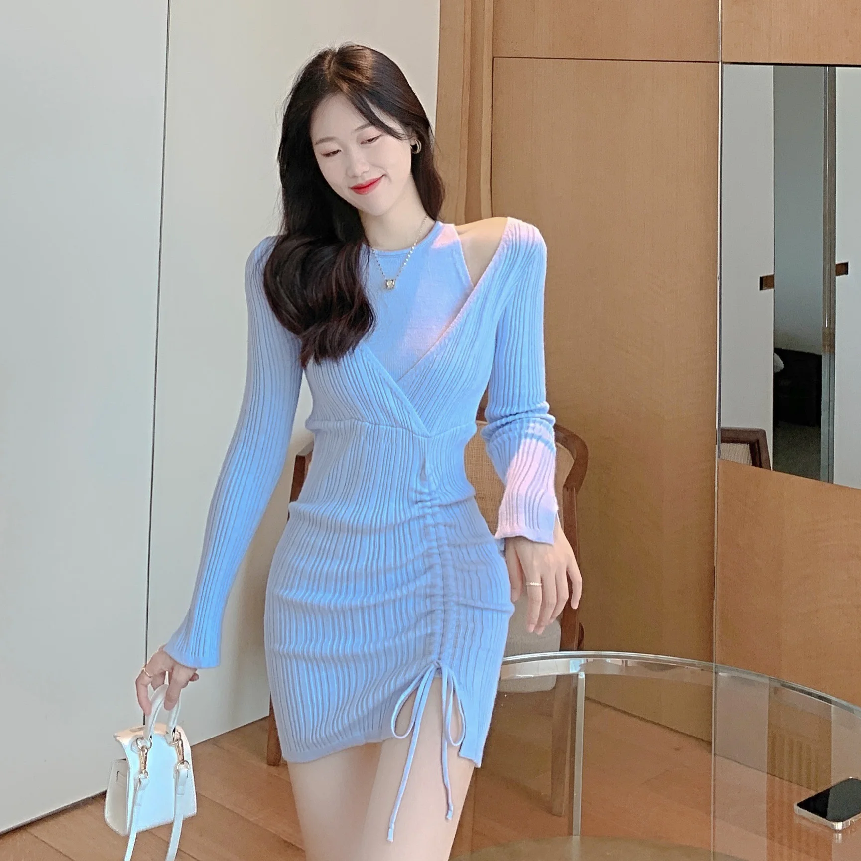 Spot Chinese new women's fashion fashion sexy neck slit drawstring thin shoulder-length sleeve wool dress