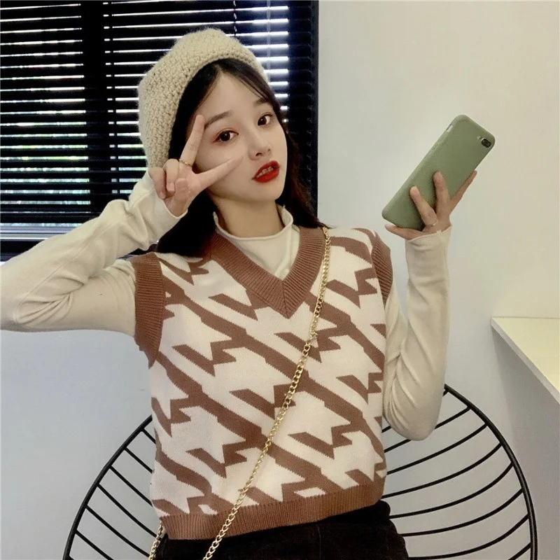 Стильный вязаный жилет верхняя одежда комплект из двух предметов Женский