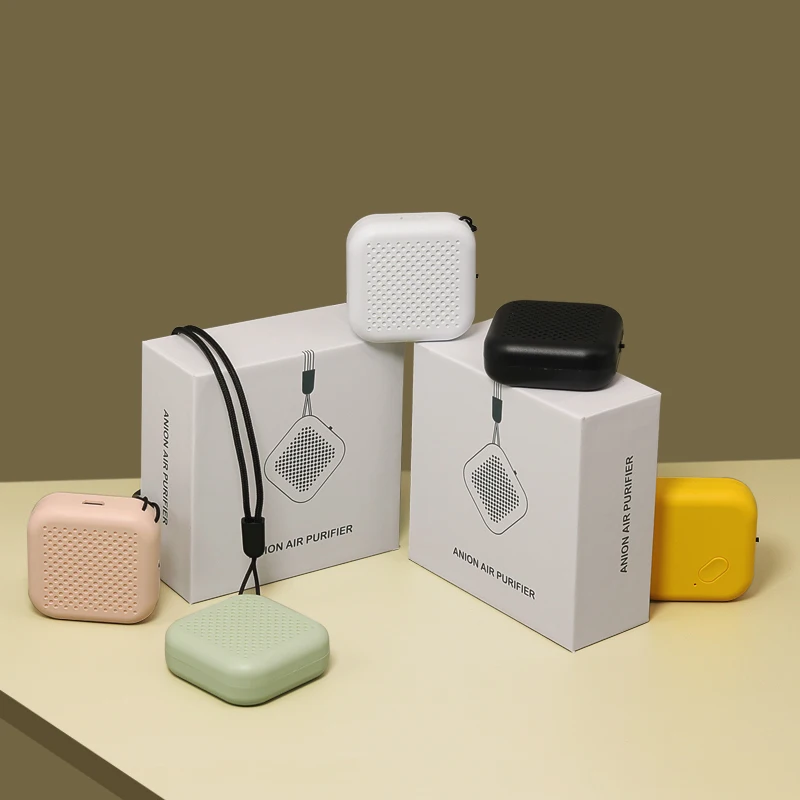 

Portable Air Purifier Household Purifier Eliminates Smoke Dust Pollen Hanging Neck Air Purifier for Car HVR88