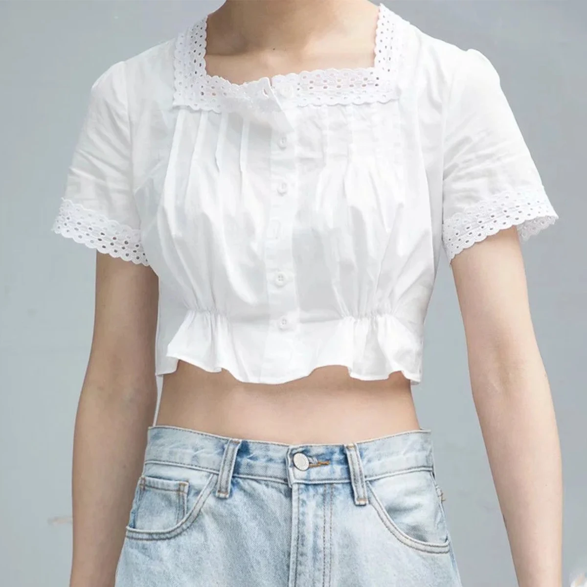 

Lace Patchwork Crop Top Women Short Sleeve Square Collar White Cotton Shirt Tops Femme Casual Vintage Chic Short T Shirt 2021