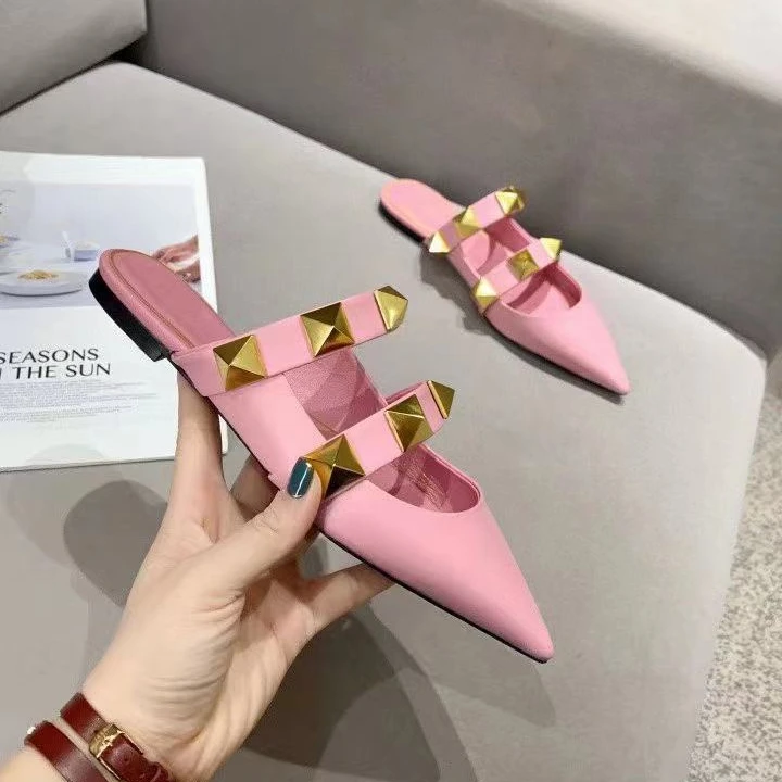 

Brand Fashion Slippers Women New Sandals Fashion Flat Women Shoes Pointed Toe Metal Decoration Comfortable Allmatch Casual Shoes