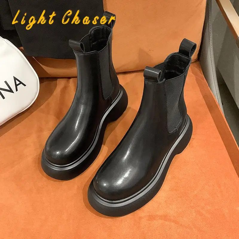 2021 New Chunky Boots Fashion Platform Women Ankle Female Sole Pouch Ankle Botas Mujer Round Toe Slip-on Botas Altas Mujer