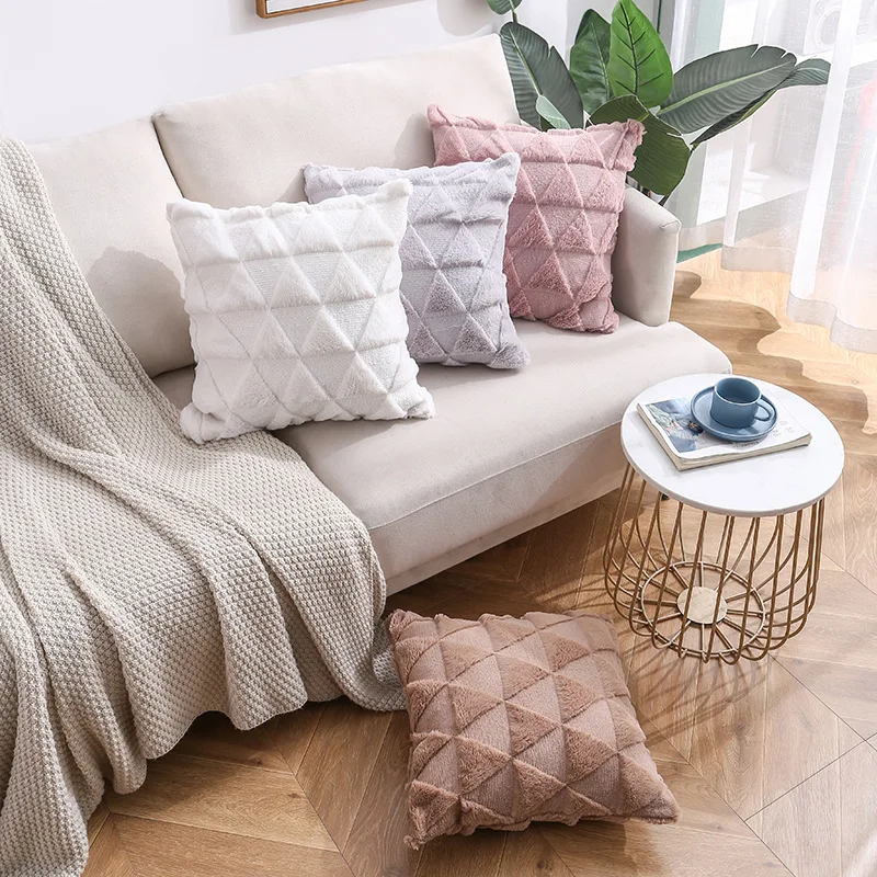 

45*45 Geometric Triangle Plush Throw Cushion Cover Home Decor Pillowcase Outdoor Garden Bed Decorative Flocked Pillowcover 40001