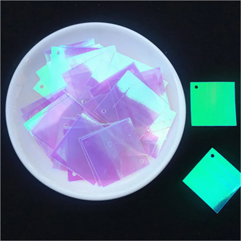 

100pcs/Lot 20mm Square Sequins PVC Flat Loose Paillettes For DIY Wedding Women Garments Sewing Lentejuelas Accessories 1 Hole