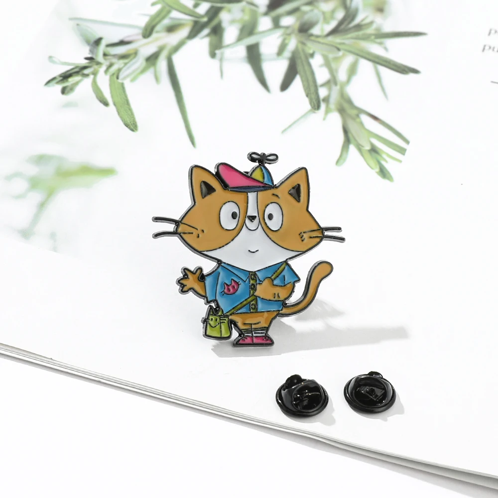Забавная эмалированная брошь в виде кошки-портфеля мультяшное животное лацкан