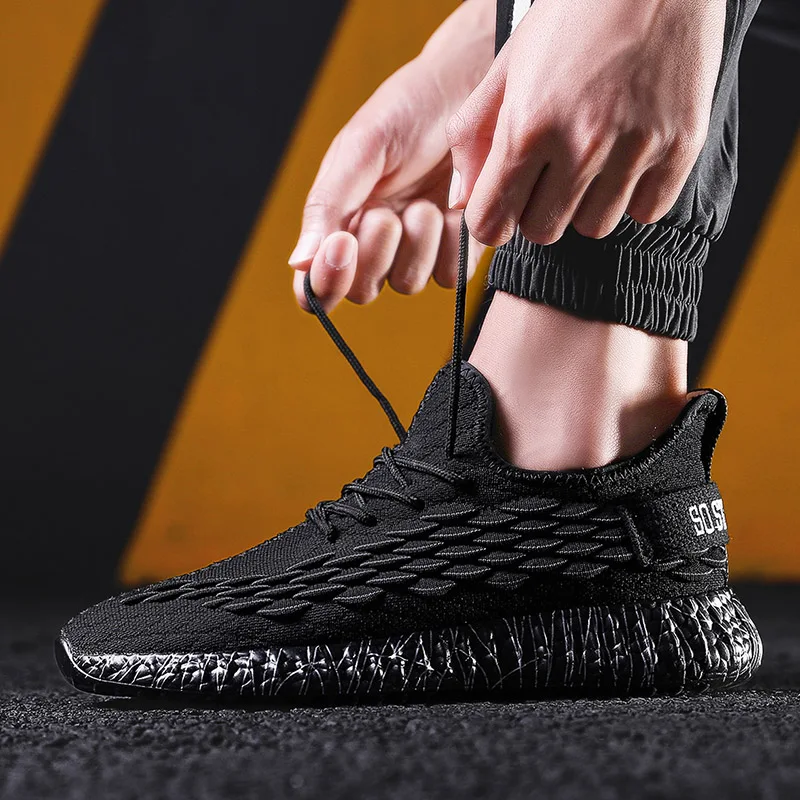 

Shoes Men 2021 Breathable Sneakers Men Slip On Sport Shoe Men Lightweight Men Vulcanize Shoes Men Trainers Shoes Black Sneakers