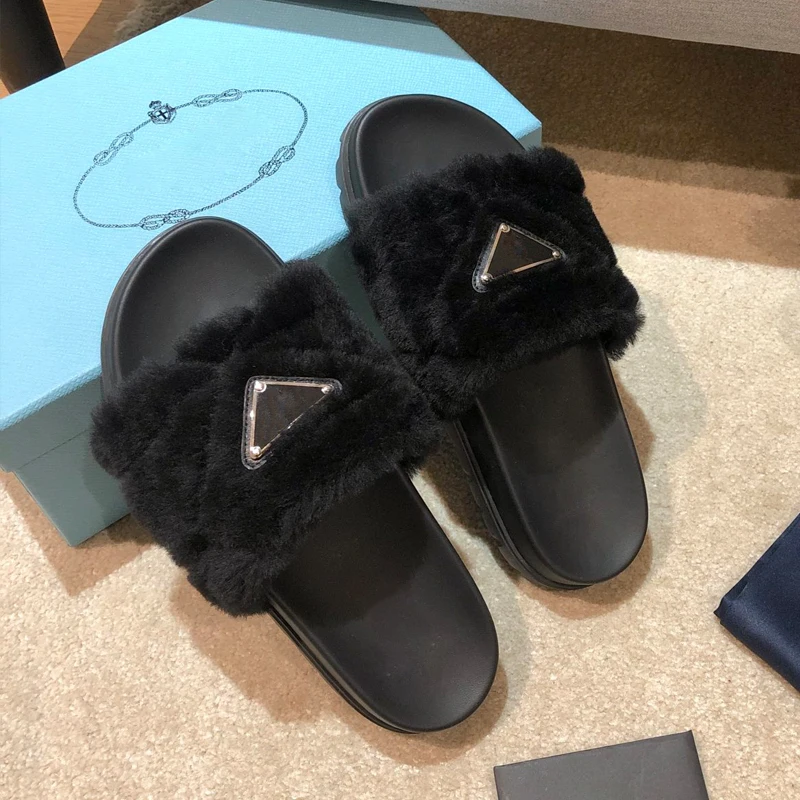 

2021 Fashion Women Wool Slippers Casual Ladies Shoes RubberSoles Enamel Triangle Metal Badge Comfortable Outside Women Shoes