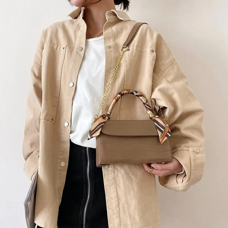 

Элегантная сумка на плечо с шарфом и лентой, весна 2021, качественная женская дизайнерская сумка из искусственной кожи на цепочке, сумка-мессе...