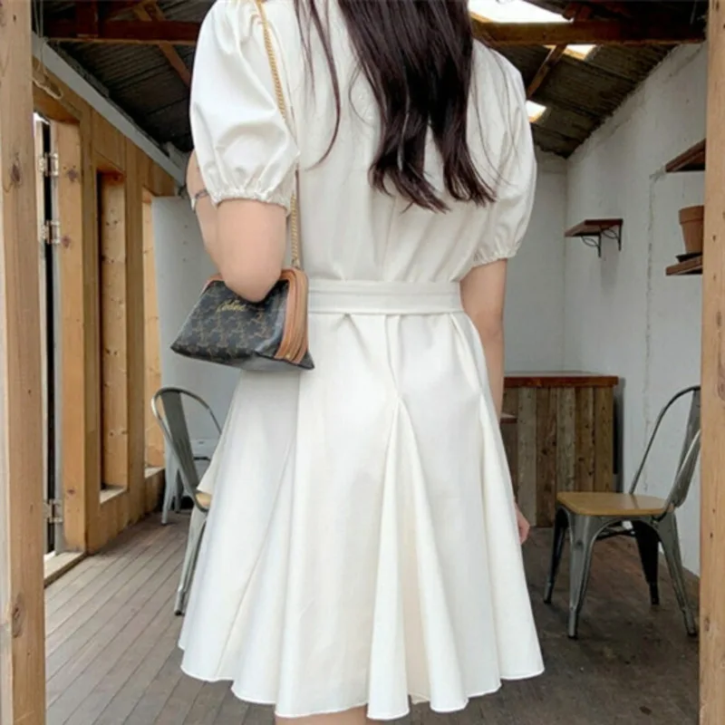 

Korean Fashion Short Sleeve Slim Mini Dresses Summer Women Clothing Strappy Bow Vintage White Dresses Vestidos Mujer Verano 2021