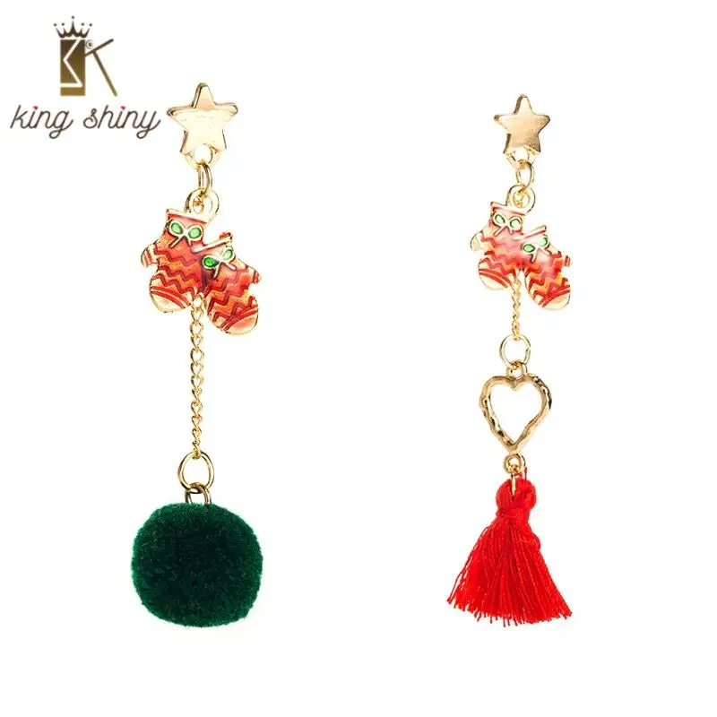 

2020 Elegant Christmas Socks Shape Dangle Earrings for Woman Vintage Fur Ball Heart Decoration Earrings Christmas Gift for Woman