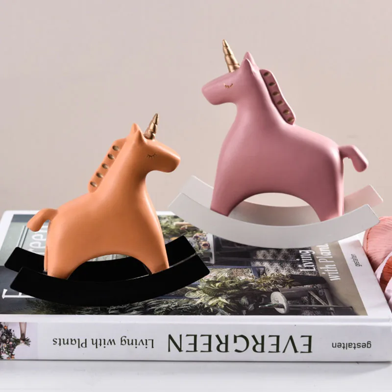 Скандинавская простая статуя лошади-качалка из смолы ремесло Современные