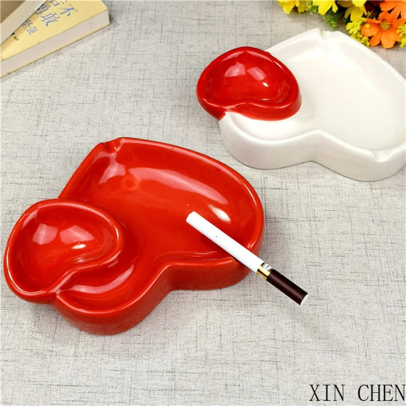 

European Poker Ashtray Hotel banquet table ashtray Red Heart A Creative Porcelain Ashtray Fashion Trend Household Merchandises