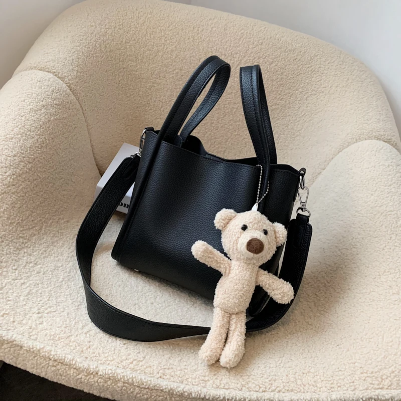 

Женская сумка-тоут 2020 Женская Высококачественная сумка-ведро женская однотонная Повседневная сумка через плечо трендовая кожаная сумка че...