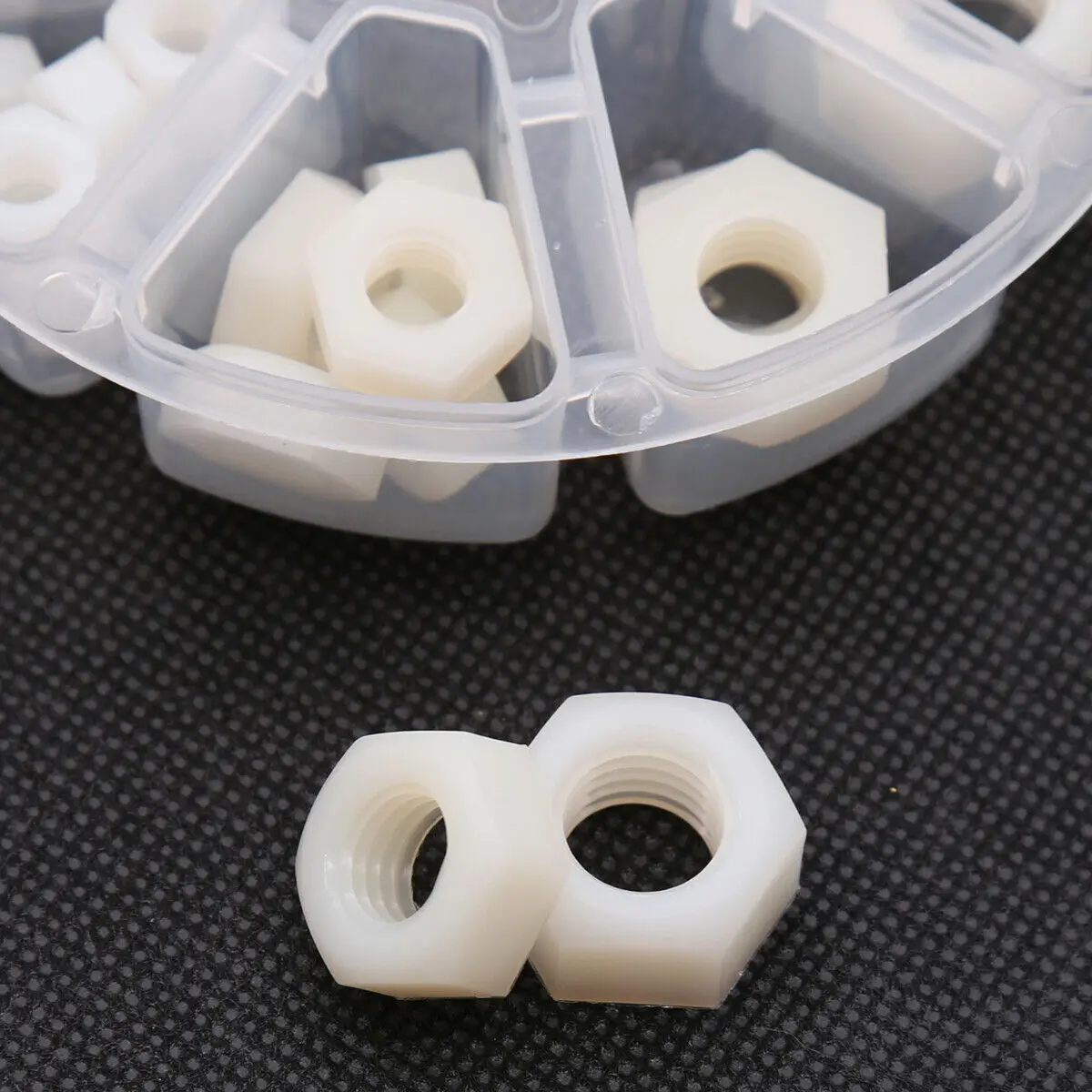 1 коробка белых пластиковых нейлоновых шестигранных гаек в комплекте
