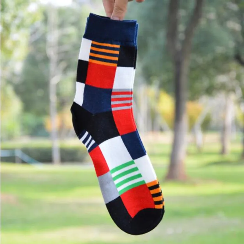 

Big Brand Men Socks 5 PCS Pure Cotton High Elasticity Male Gift Box Packing please refer to the description on this page