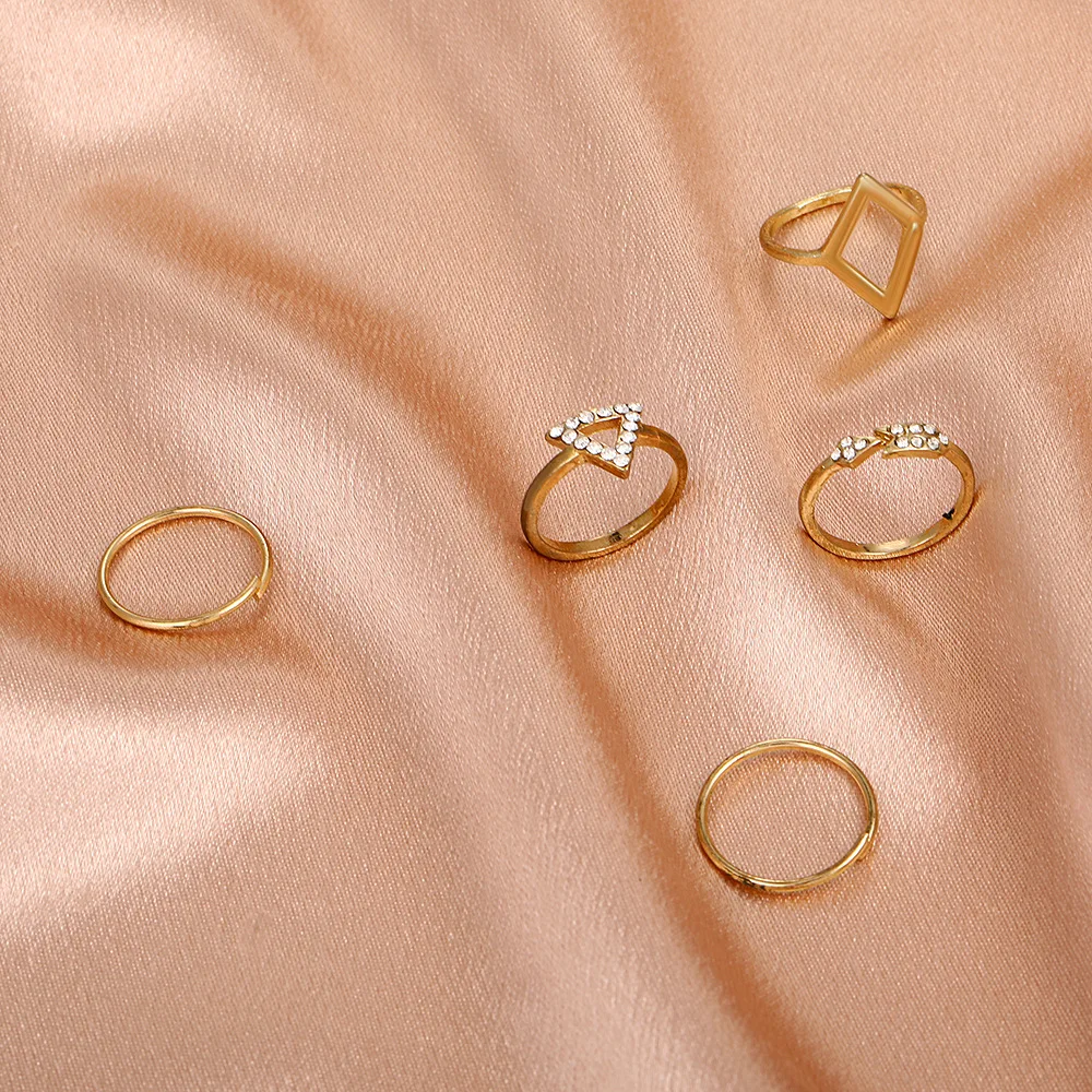 

Fashion All-Match Ring Diamond Diamond Arrow Ring Triangle Personality Simple Joint 5 Five-Piece Set RingQW133