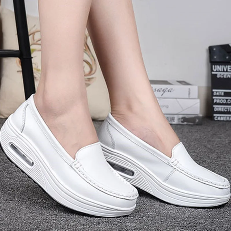 Женские туфли качели из искусственной кожи лоферы на плоской подошве женская