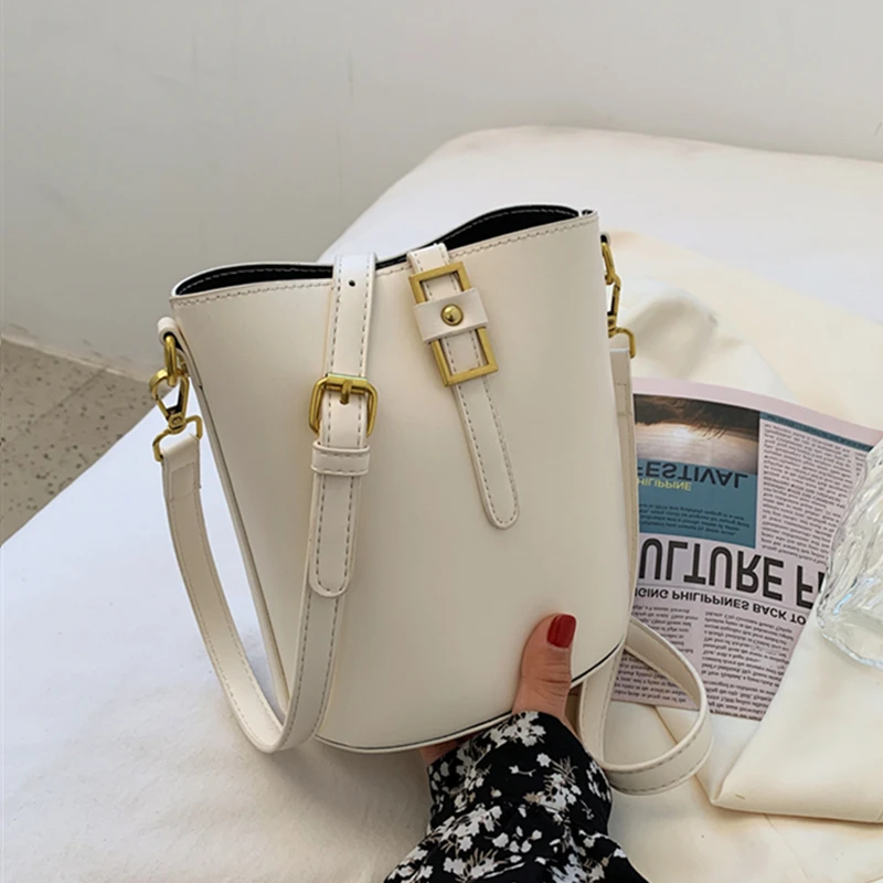 

Fashion Mini Bucket Crossbody Bags For Women Cylinder Design High Quality PU Leather Female Shoulder Bags Summer 2021 Beige Khak