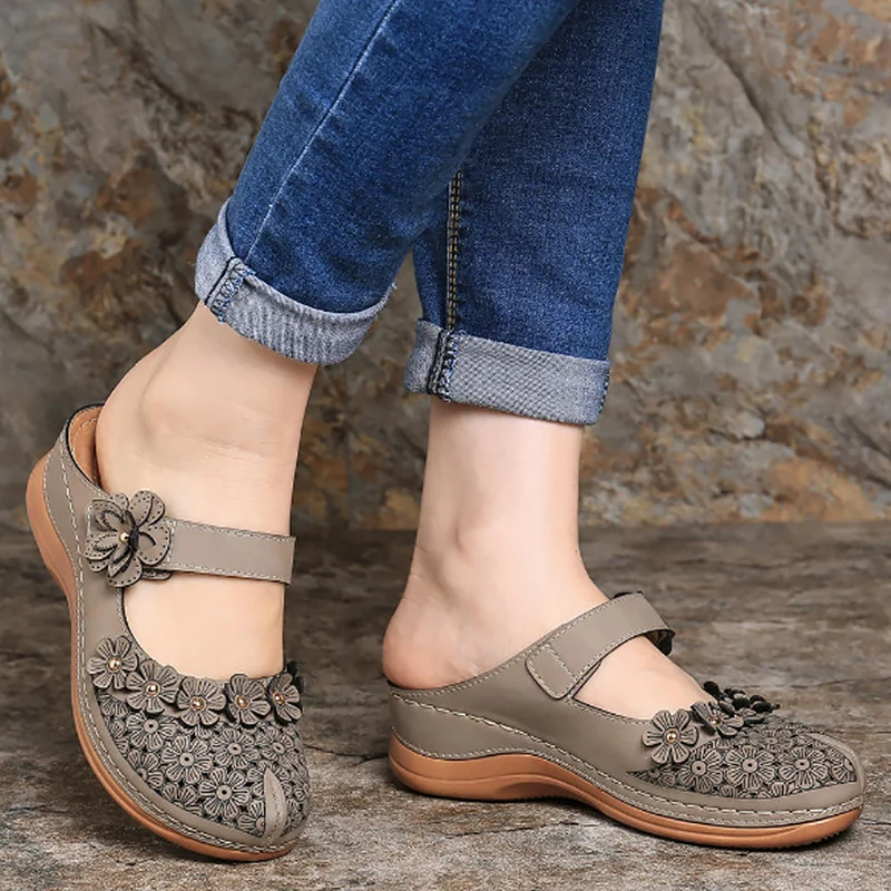 

Woman Summer Sandals Retro Casual Flower Print Flat Shoes for Women Gladiator Large Sizes 35-44 Platform Shoes