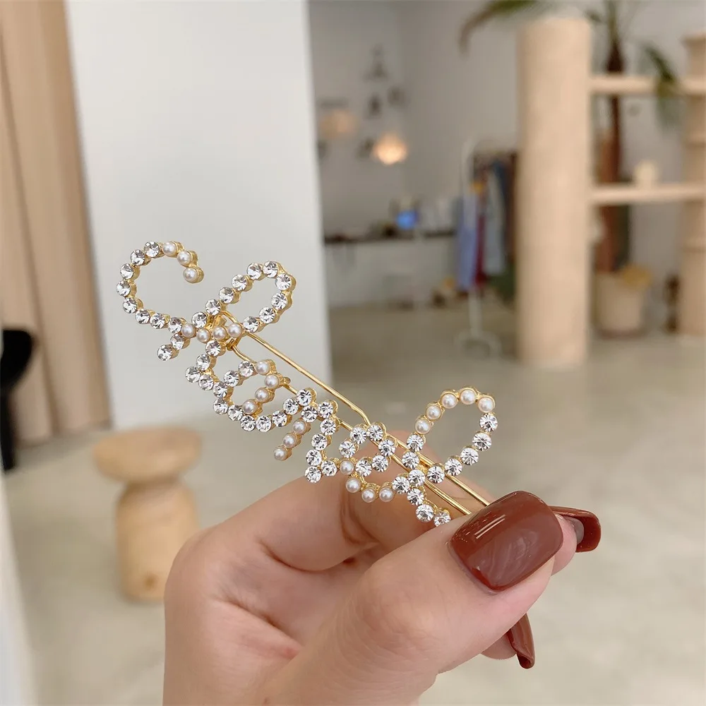 

21FM Letter Rhinestone Hairpins Women Hair Clips Pins Barrettes Accessories for Women Girls Hair Hairclip Hairgrip Headdress