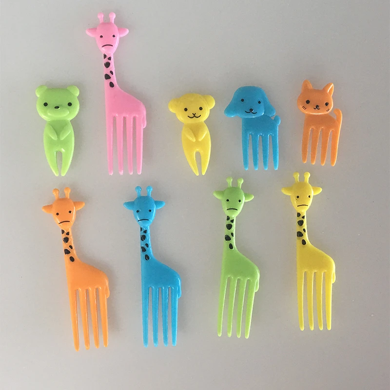 

10PCS Set Cute Bento Food Pick Fork Mini Fruit Giraffe Dog Cat Bear Monkey Animal Style Kitchen Tool Accessories