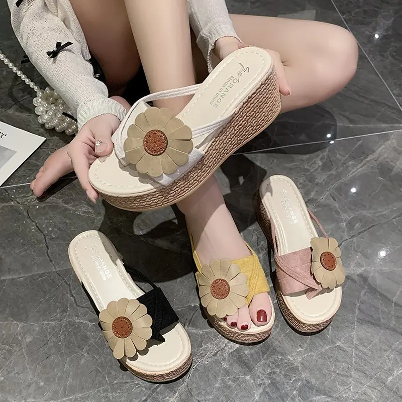 

Shoes Woman 2021 Slippers Heels Flower Luxury Slides Pantofle Platform On A Wedge Butterfly-Knot High Designer New Soft Flat Flo