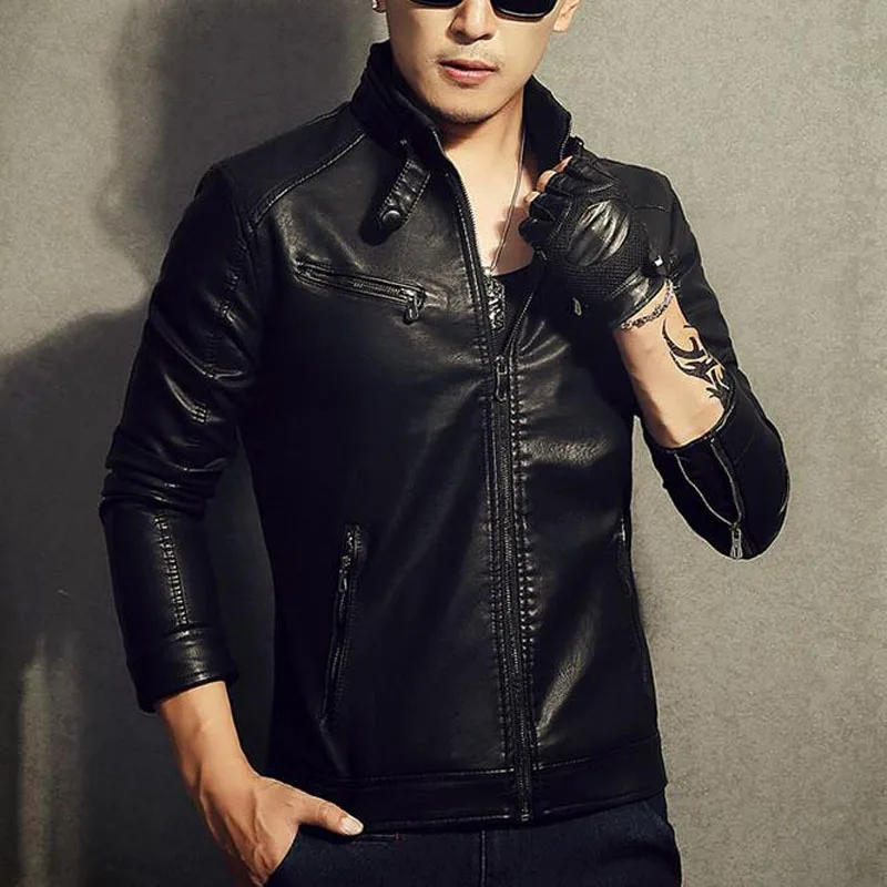 Мужская короткая мотоциклетная куртка черная кожаная на молнии для весны и осени