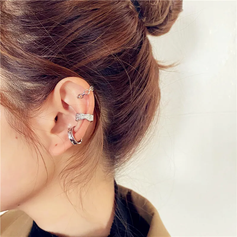 

Hip-Hop/Rock Simple Three - Piece Combination Ear Bone Clip Personality Joker Temperament Women Small High Sense Earrings