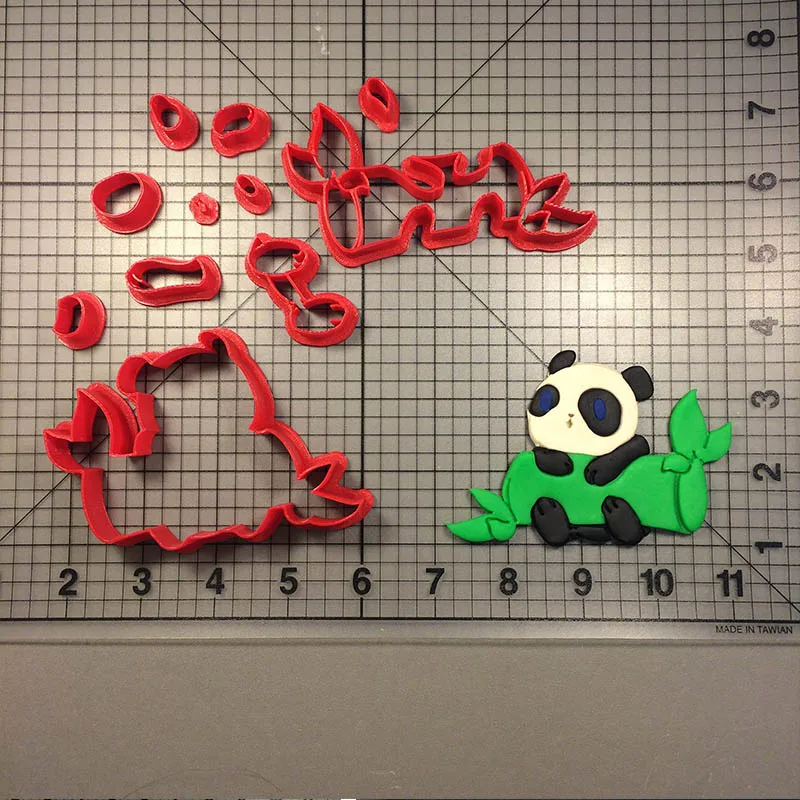 Пижама Чиби малыш панда лицо помадка форма красная десен паста резак детский