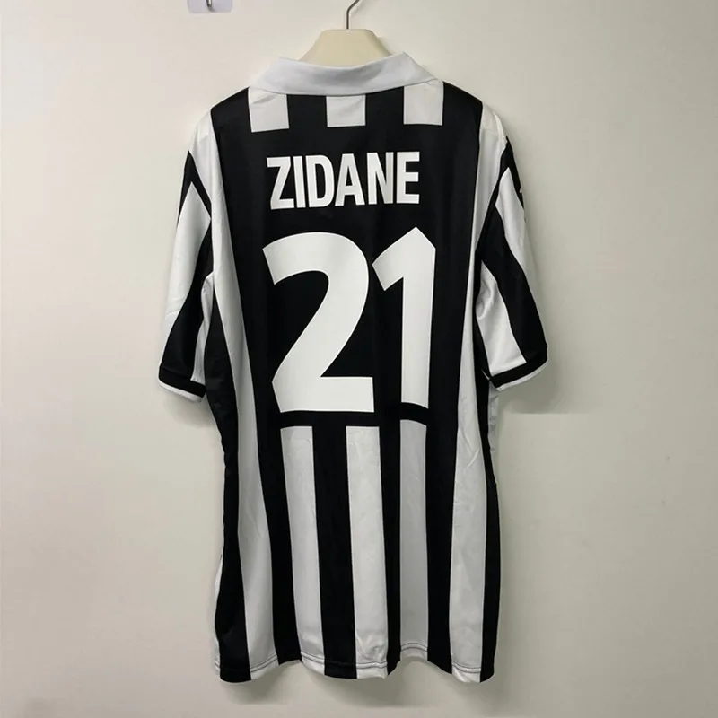 

2002 Vintage classic 2003 Delpiero 10 Zidane 21 Black and white shirt jersey T-SHIRT