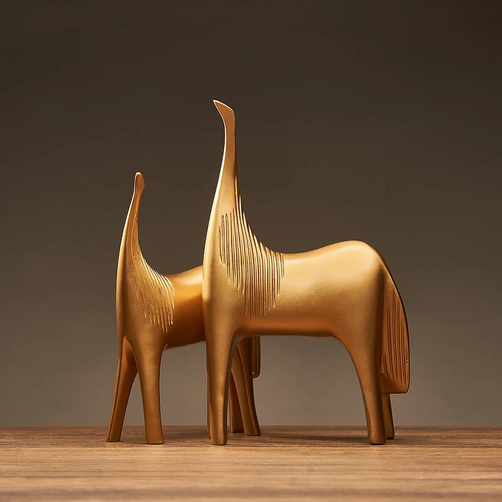 

Abstract Art Resin Home Statue Golden Tabletop Accessories Living Room Decoration Sculptures Nordic Figurines for Interior Gifts