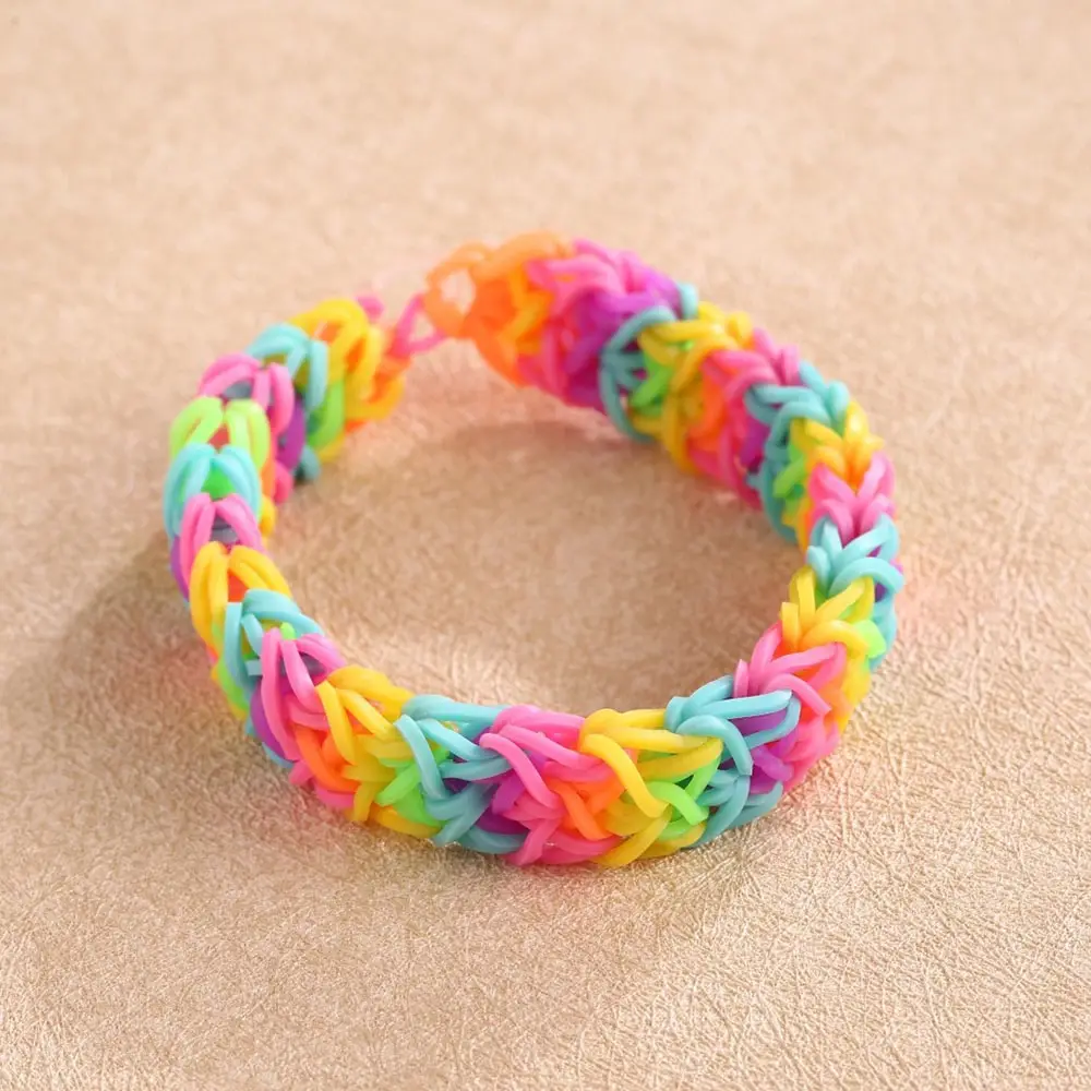 

DIY Loom Bands Kits 10000 Loom Bands Loom Rubber Bands Rainbow Hand Knitting Machine Handmade DIY Color Rubber Band