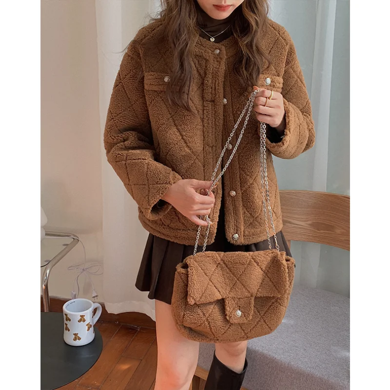 

Fashion Little Fragrant Lamb Plush Rhombus Thick Coat Women with Bags Winter New Small Man Jacket Coat Women's Clothing