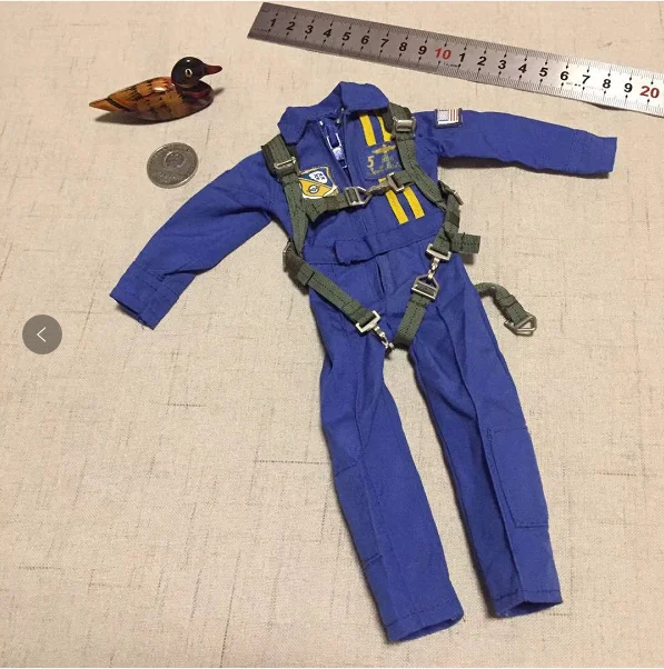 

1:6th U.S. Air Force Pilot Chest Hanging Coverall Clothes Model