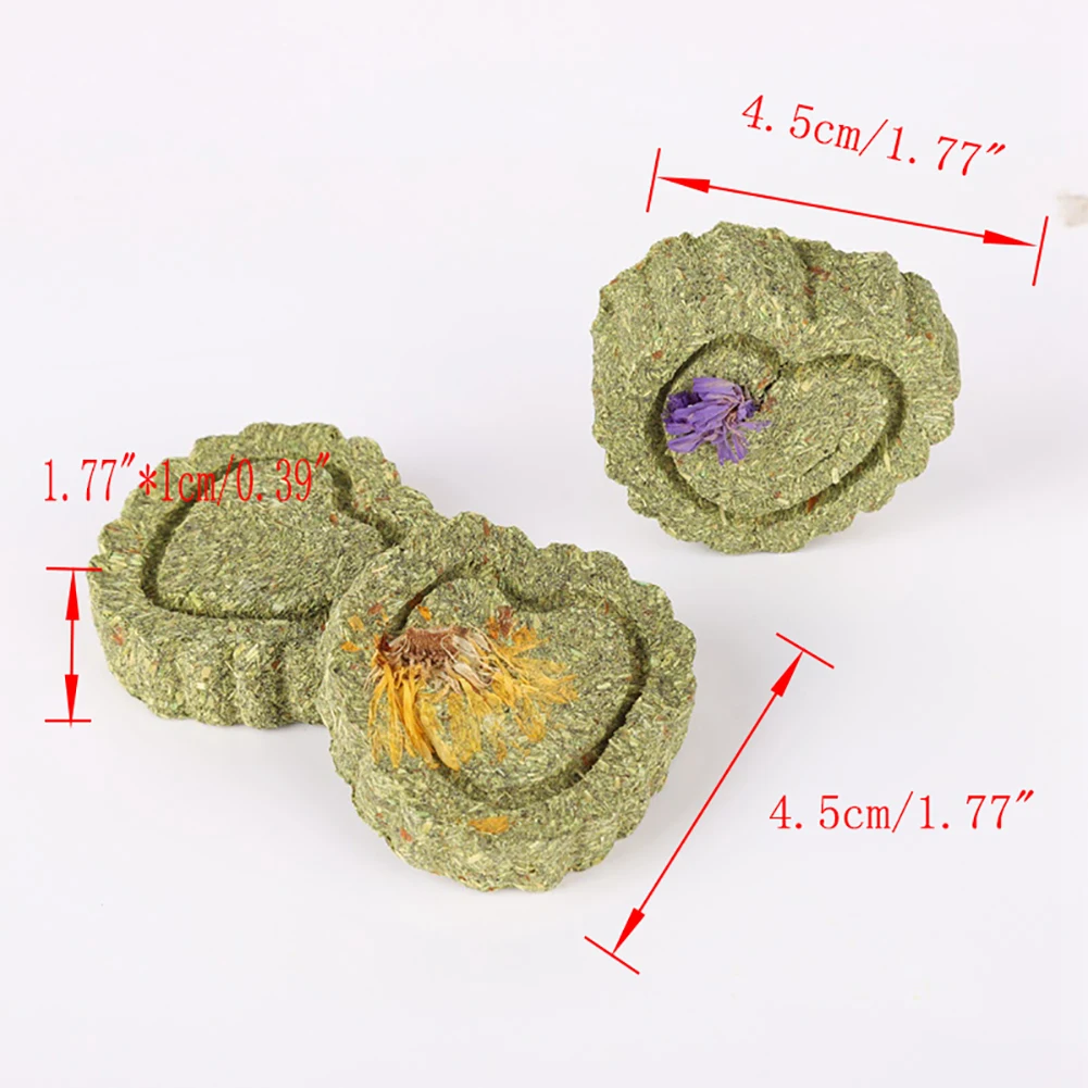 Хомяк жевательный в форме сердца Травяной торт с цветами для чистки зубов