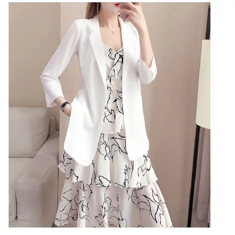 

GOOHOJIO 2020 New Sun Protection Leisure Ladies Blazer Summer Chiffon Blazer Jackets Women V-neck Solid Color Jacket for Women