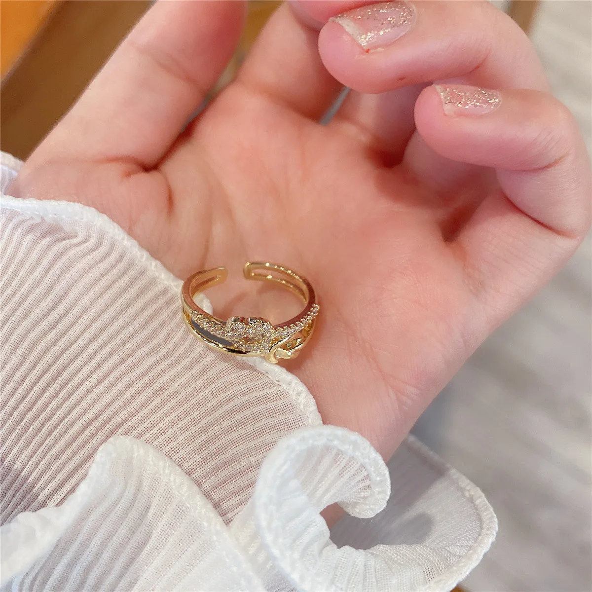 

Couple Double-layer Micro-inlaid Zircon Ring, Wild Temperament Couple Ring