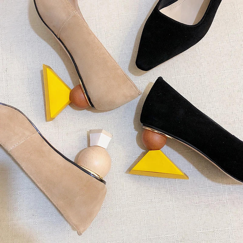 

Women's Shoes