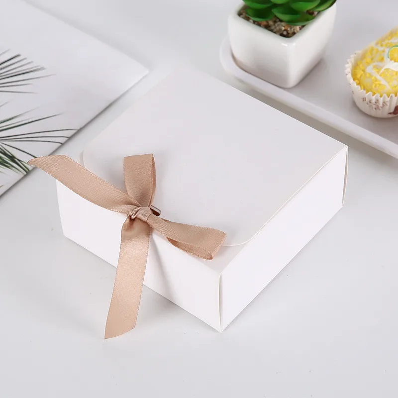 

5pcs White Handmade Candy Chocolate box Cookie Storage Box Gift Box Party Supplies For Birthday