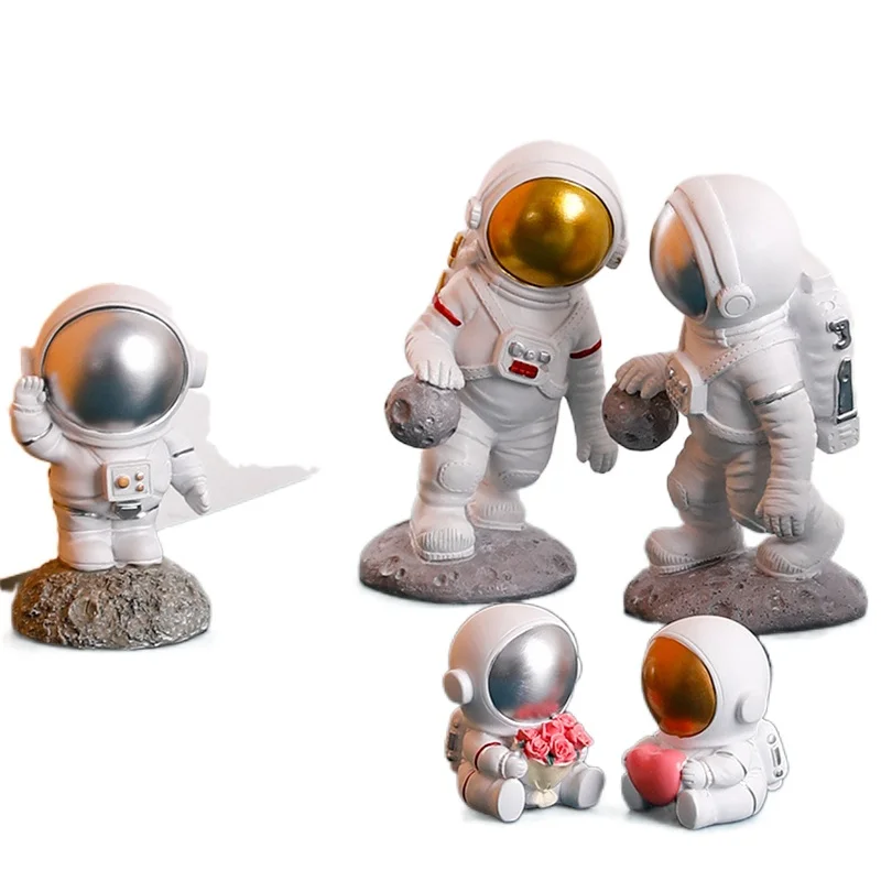 

Astronaut Spaceman Creative Statue Car Decor Art Crafts Abstract Home Office Desktop Decoration Ornament Birthday Gift Present
