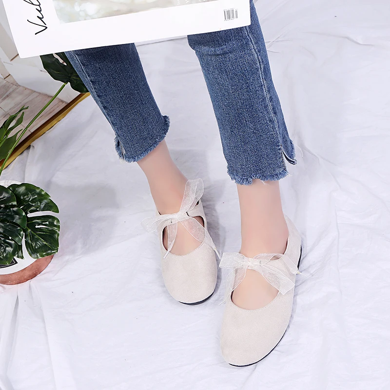 Женские туфли на шнуровке серые черные повседневные офисные плоской подошве с