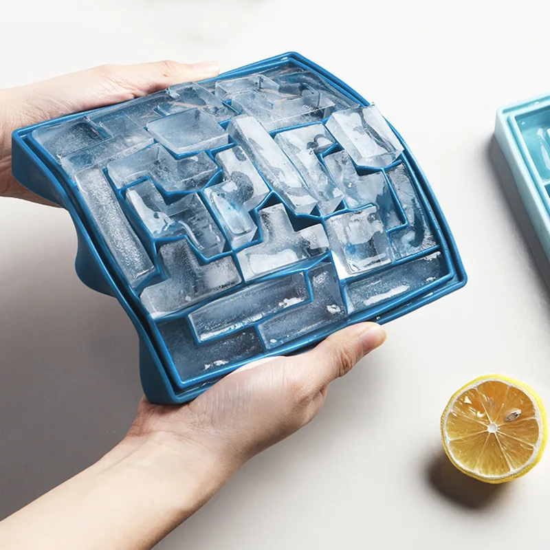 

Silicone Mold Tetris Ice Cube Tray Silicone Food Quick-freezer With Lid Ice-making Mold Large Ice Cube Box Kitchen Freezing Tool