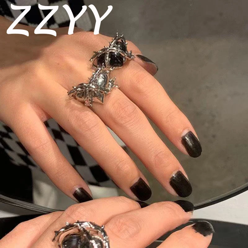 

ZZYY Gothic Rings for women Irregular Metal Y2k Accessories Thorns Love Heart Jewelry Vintage Punk Girls Fashion Jewelry 2021