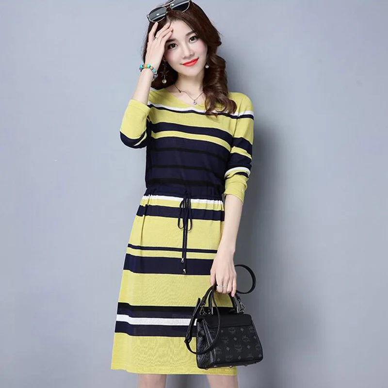 

Платье-Свитер в полоску, с V-образным вырезом и длинным рукавом